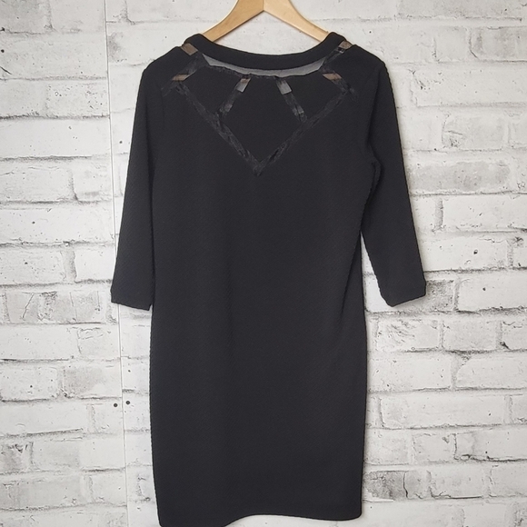 Vero Moda Black Shift Dress • Size Large • 3/4 Sleeve Business Casual - Picture 2 of 7